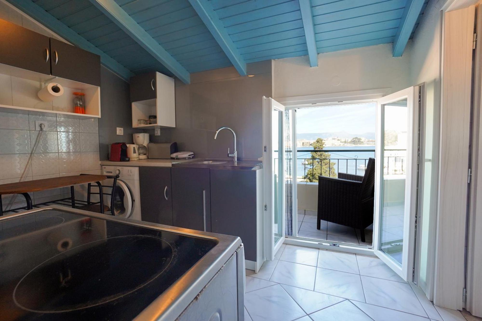 Anemomilos Sea View Penthouse Corfu  외부 사진